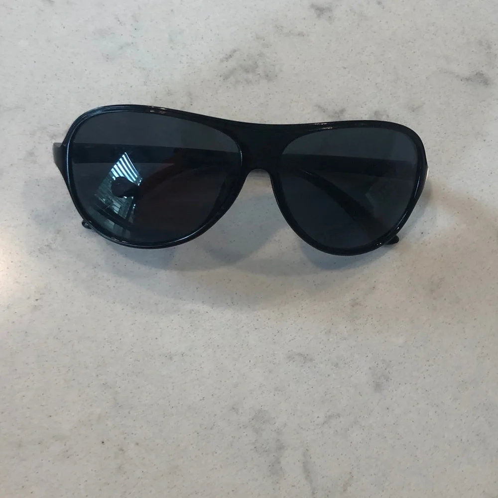 Stylish Black Sunglasses